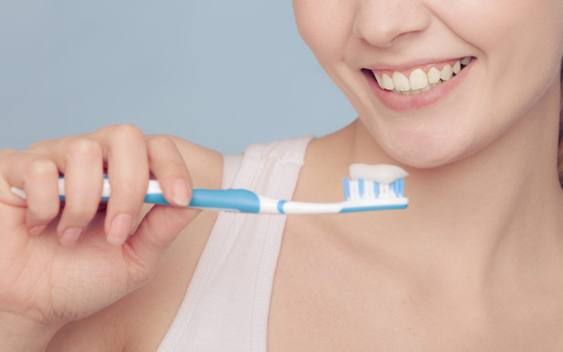 Thyroid and Fluoride: Is Your Toothpaste Killing Your Thyroid?