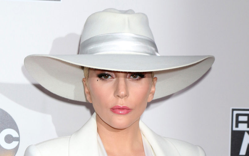 Lady Gaga Reveals She Has Fibromyalgia